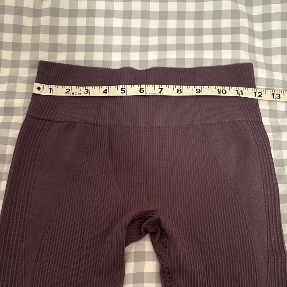 Gymshark women’s Dark GreyLeggings - Picture 3 of 4